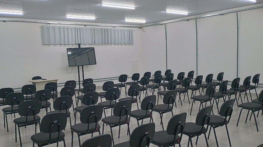 Sala no Centro de Ciências Tecnológicas UENP